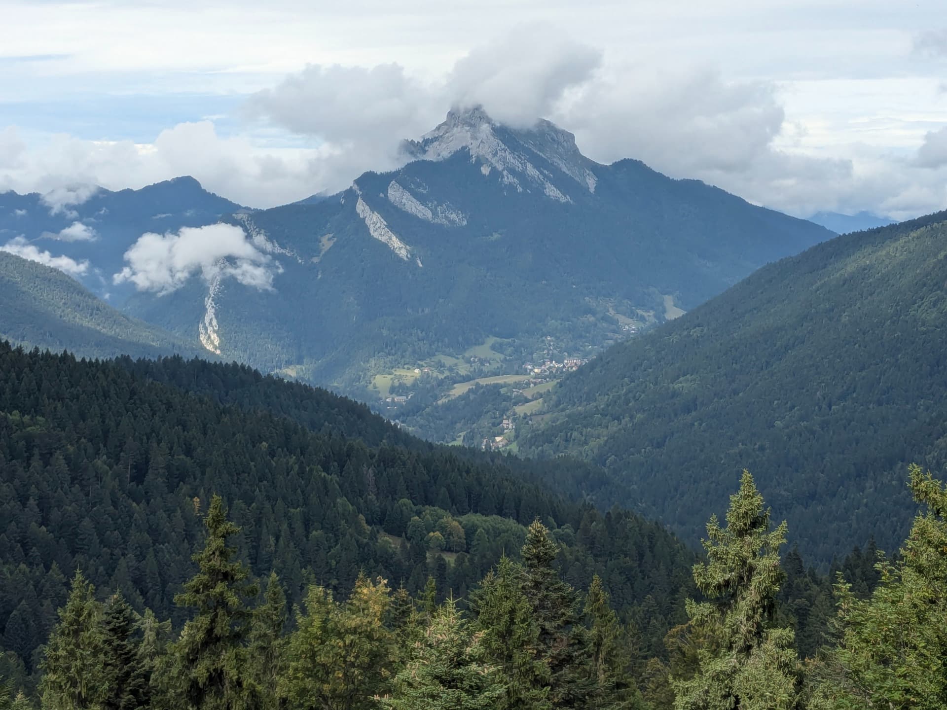 Auf dem Gipfel des Mont Granier