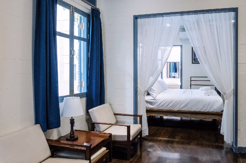 Colonial Suite