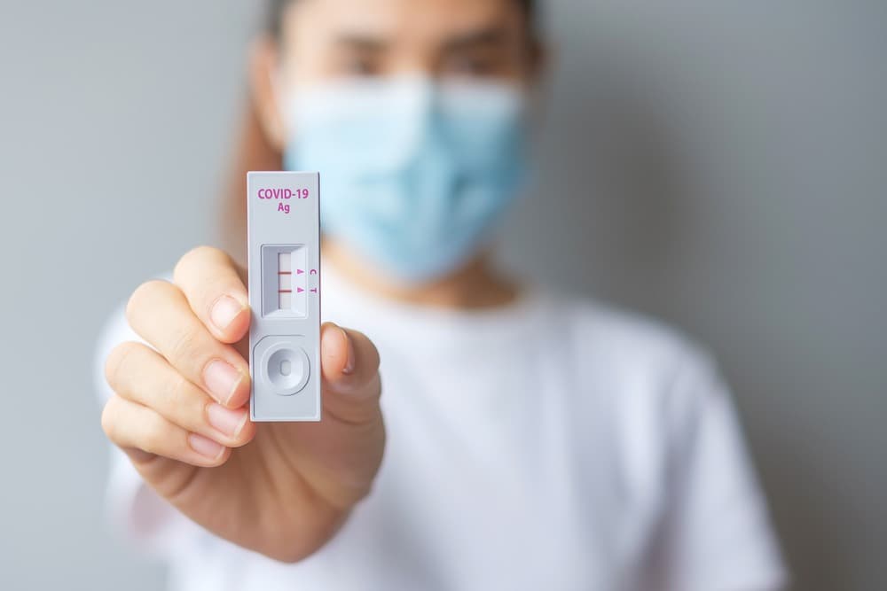 Einen Antigen- oder PCR-Test in Thailand durchführen
