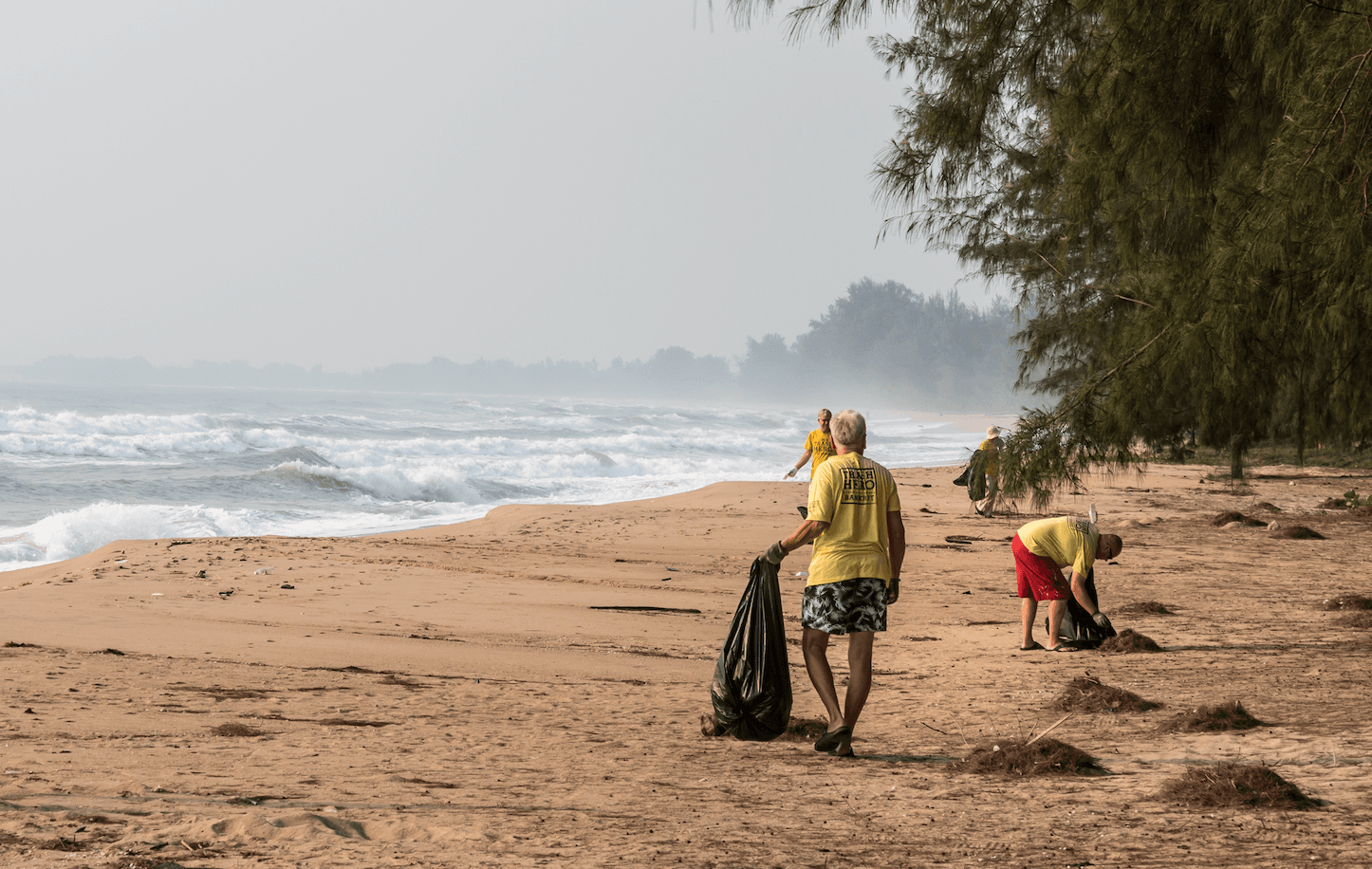 Strände in Thailand säubern und Müll mit Trash Hero sammeln
