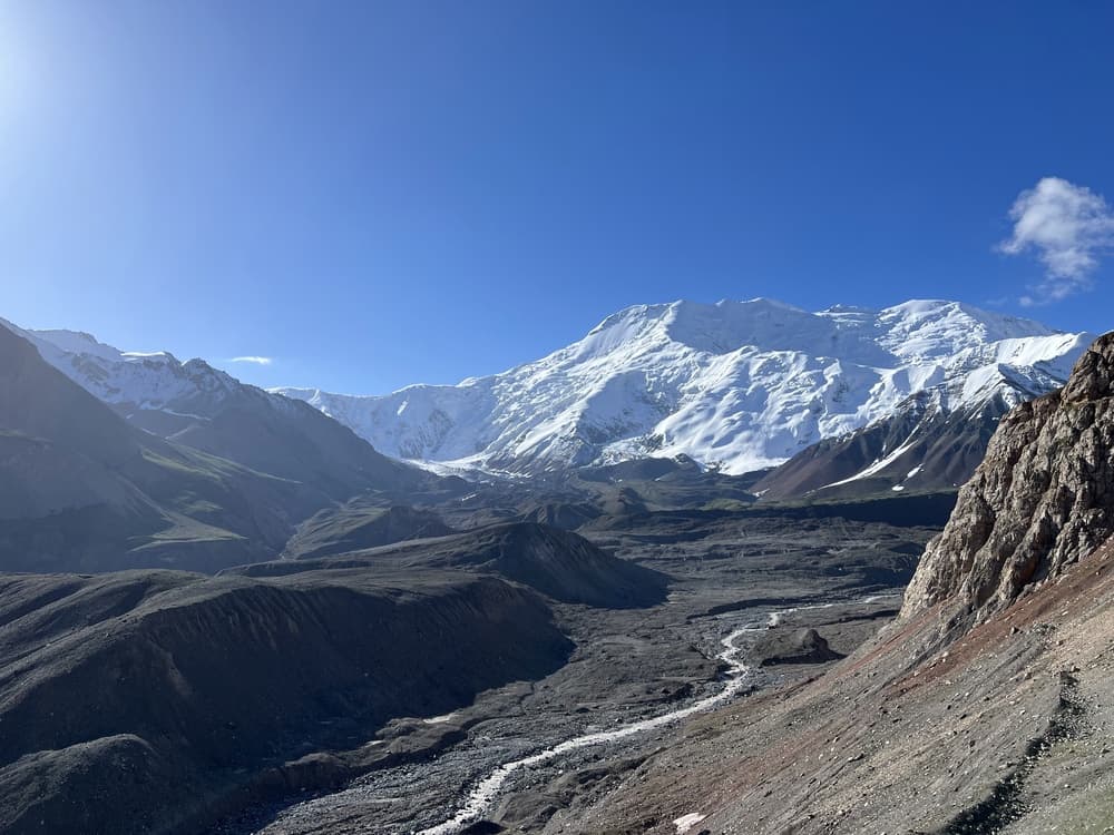 Domashni and Yuhin Peaks
