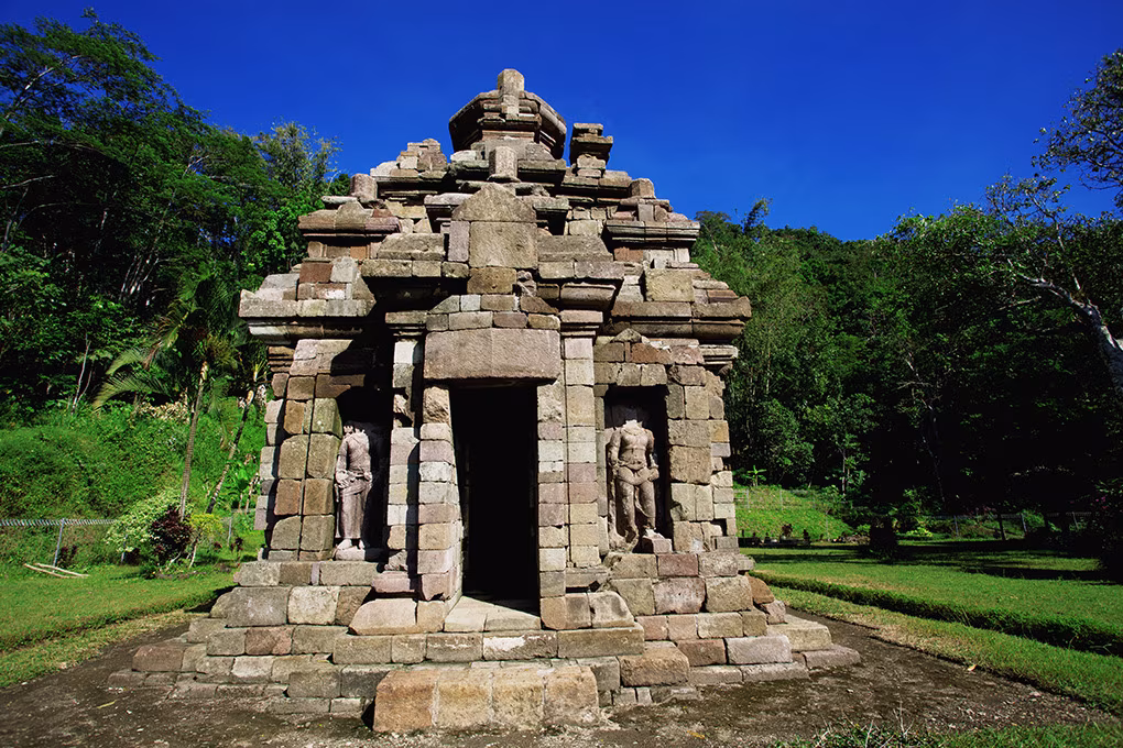 Yogyakarta Intimität: Halbtagesausflug „Archäologie" (auf der Suche nach verlorenen Tempeln)