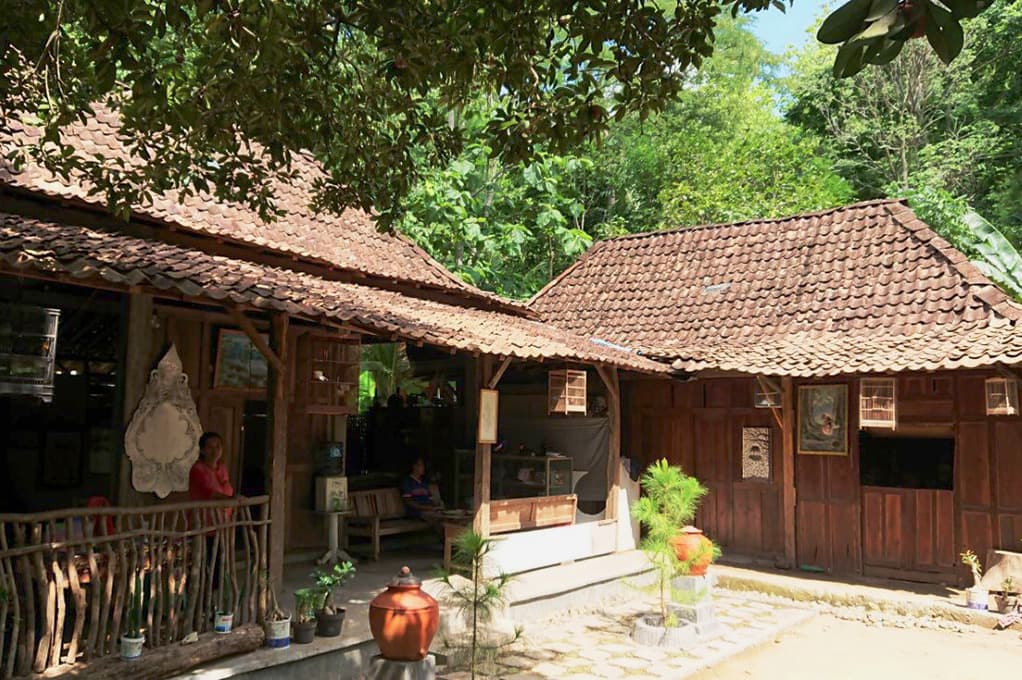Yogyakarta im Intimbereich: halber Tag "Handwerk" (Batik & Wayang Kulit)