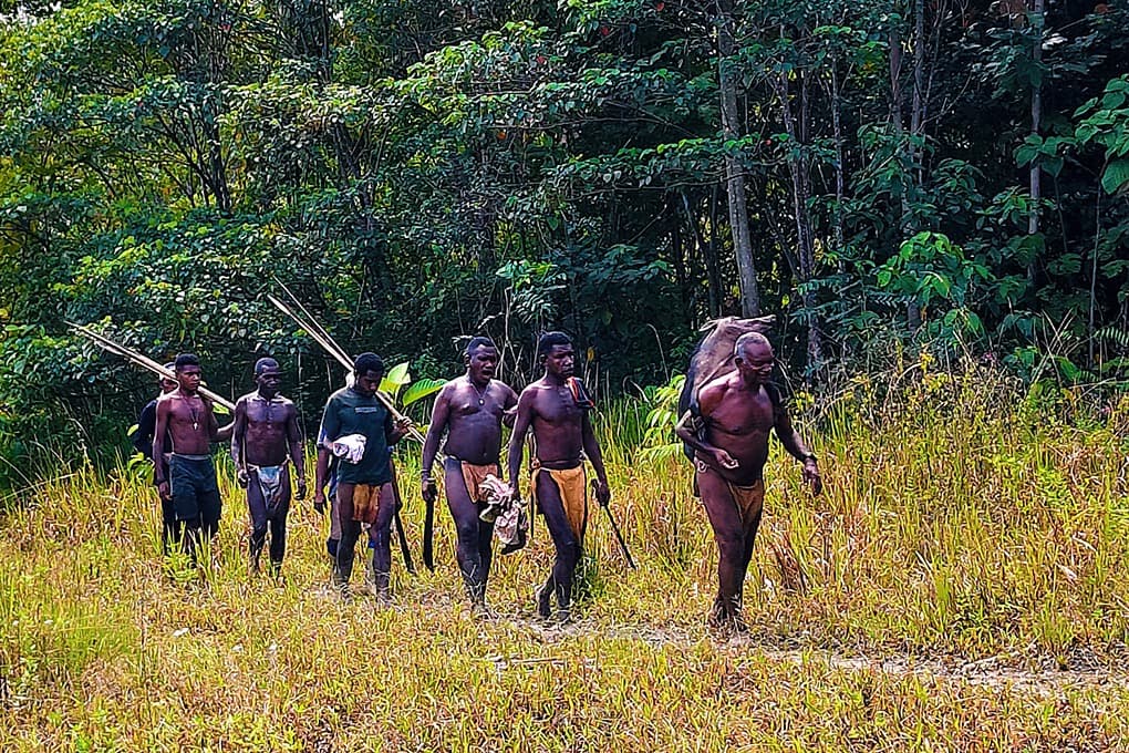 Papuaneuguinea: Im Herzen der Stämme Wenami, Keuw & Burate