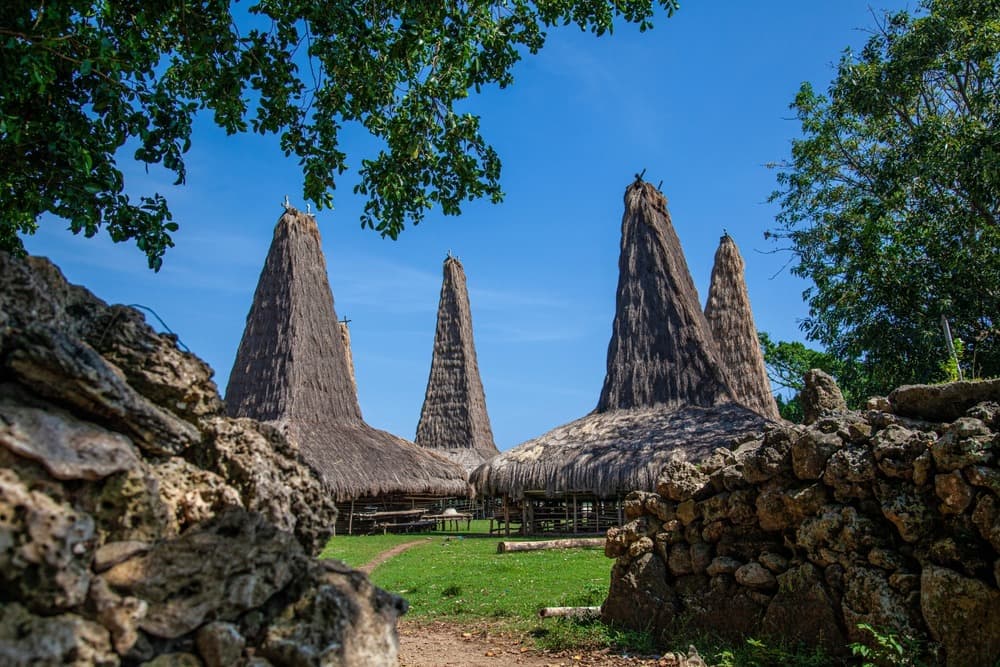 Sumba Wesentlich