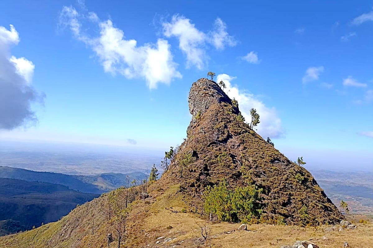 De la forêt mystérieuse des Vazimba de l'Ankaratra au sommet du Tsiafajavona