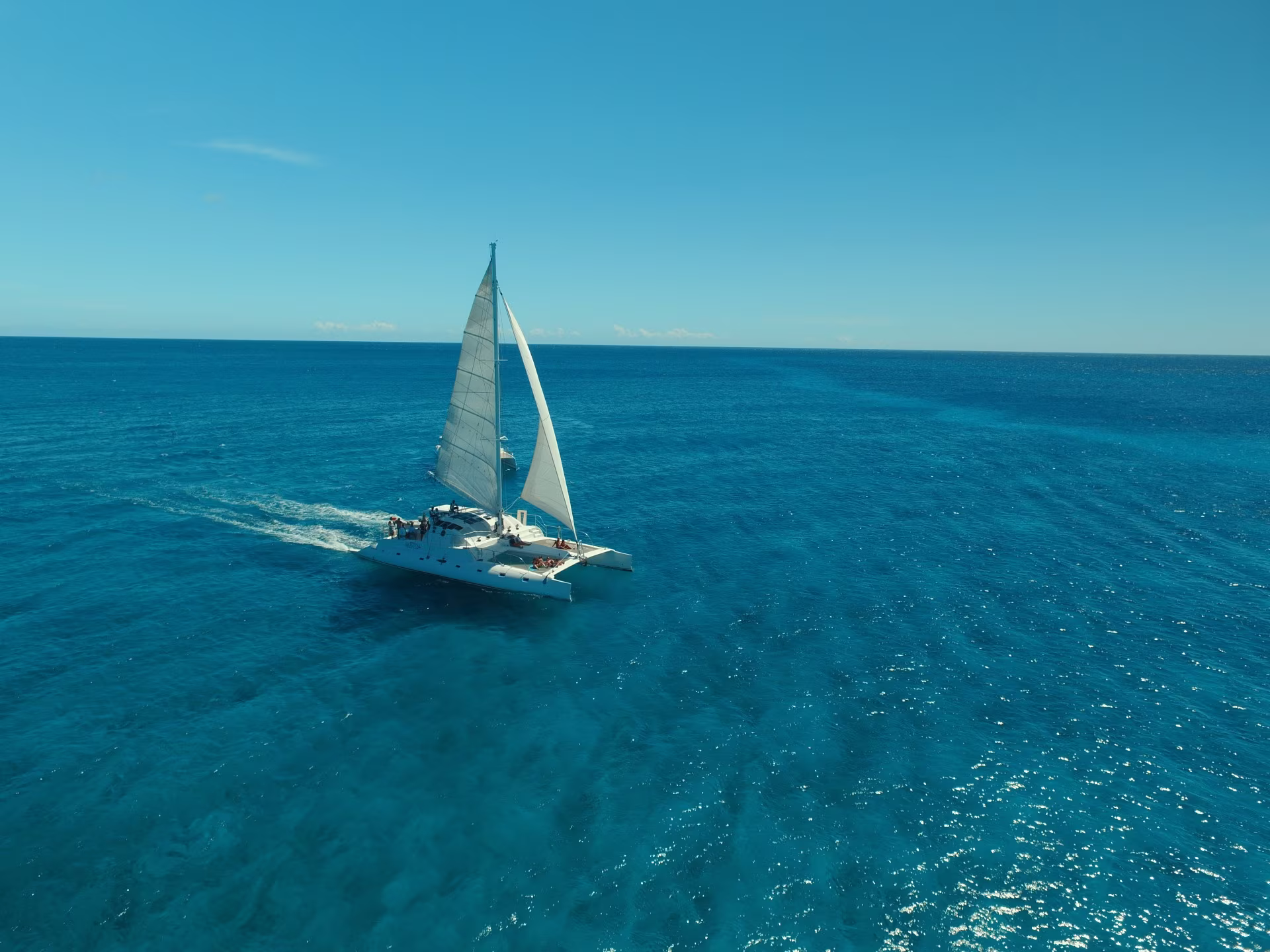 Private Katamaran-Kreuzfahrt zur Insel Saona oder Catalina im Premium-Katamaran