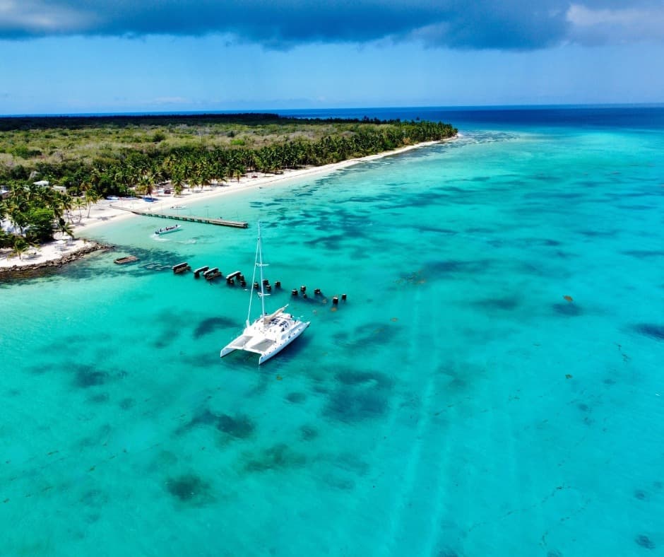 Ile de Saona en petit comité - Catamaran Premium